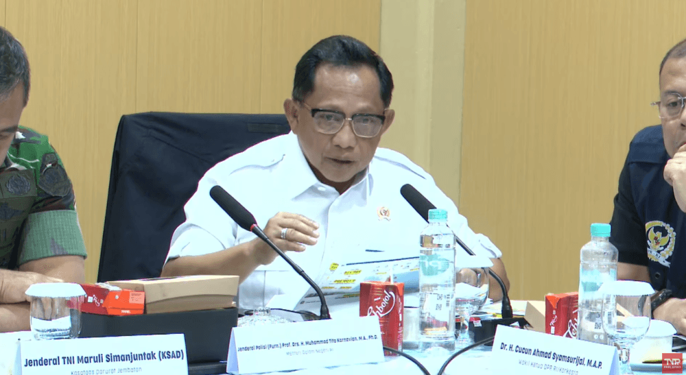 
						 Mendagri: Pemulihan Bencana di Aceh Masuk Tahap Krusial, 1.100 Taruna IPDN Diterjunkan 
					