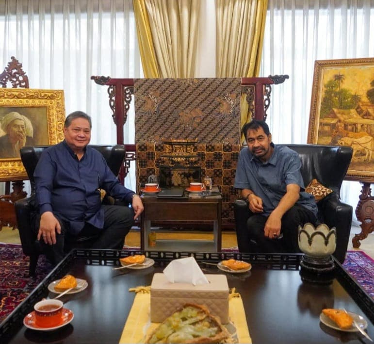 
						 Menko Perekonomian Terima Gubernur Aceh, Pemerintah Siapkan Relaksasi KUR untuk Korban Banjir 
					