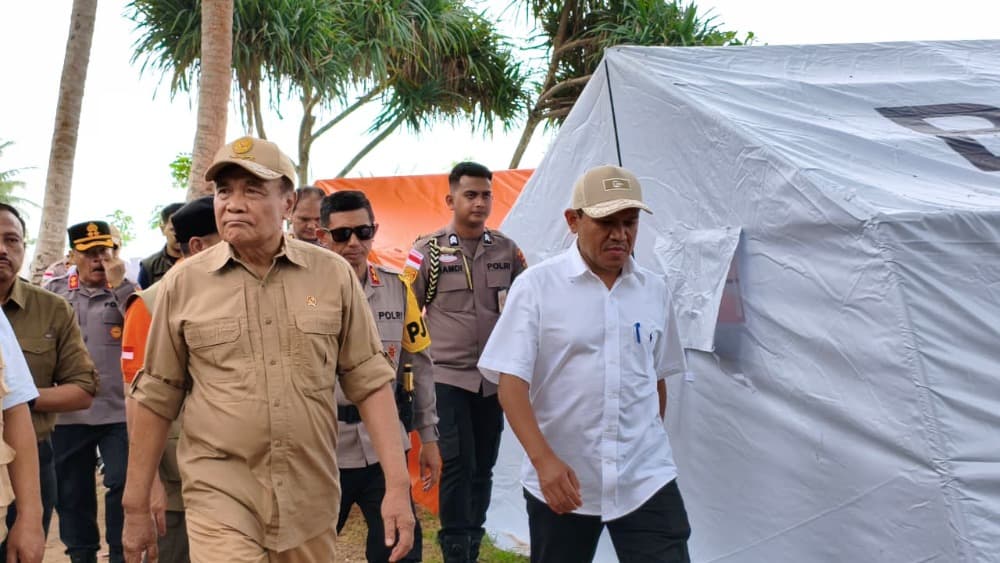 
						 Wagub Fadhlullah Dampingi Menko Polkam RI Tinjau Kesiapan Pembangunan Huntap di Aceh Utara 
					