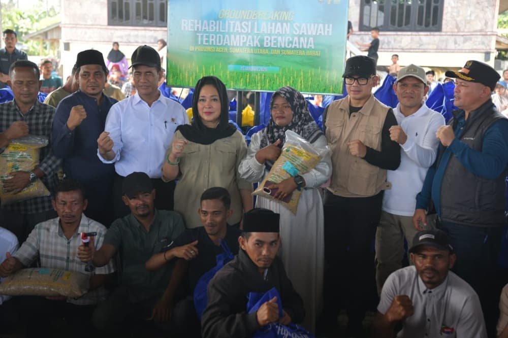 
						 Wagub Aceh Dampingi Menteri Pertanian Pimpin Groundbreaking Rehabilitasi Lahan Sawah Terdampak Bencana di Aceh Utara 
					