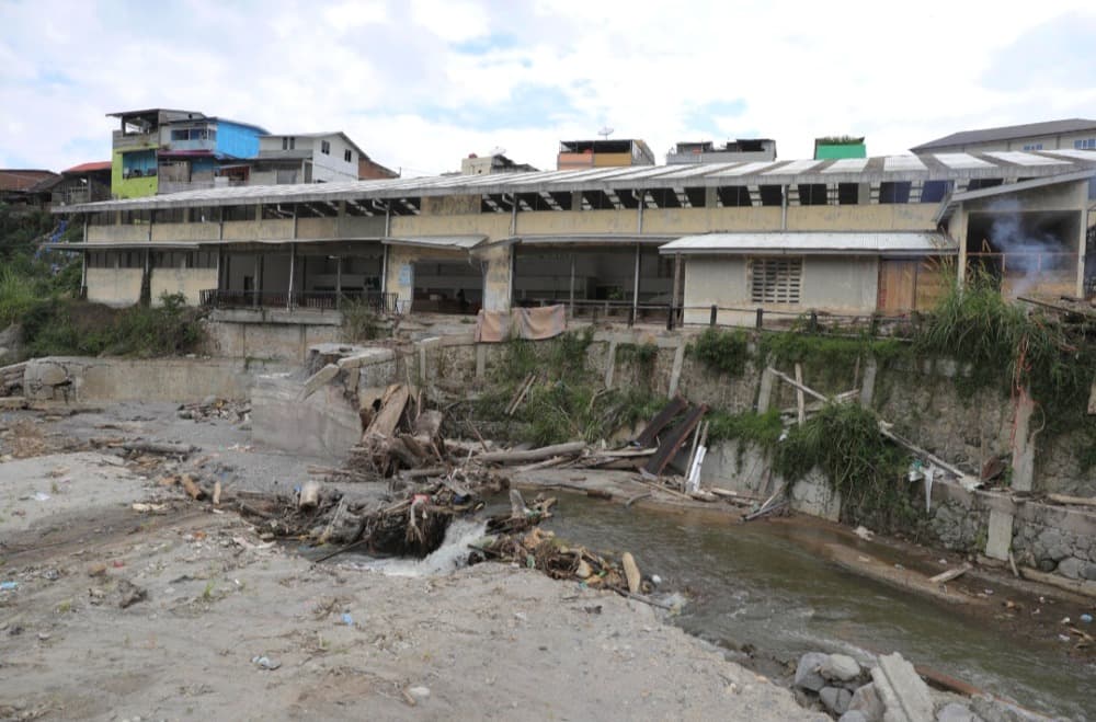 
						 Pemulihan Pascabanjir Bener Meriah-Aceh Tengah Berbasis Mitigasi 
					