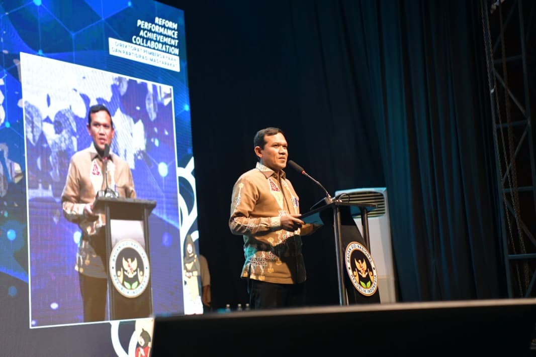 
						 WAGUB ACEH HADIRI SINERGI EKONOMI KERAKYATAN DAN DORONG PEMBERDAYAAN UMKM, KOPERASI, BUMDES UNTUK DUKUNG PROGRAM MBG PASCA BENCANA 
					