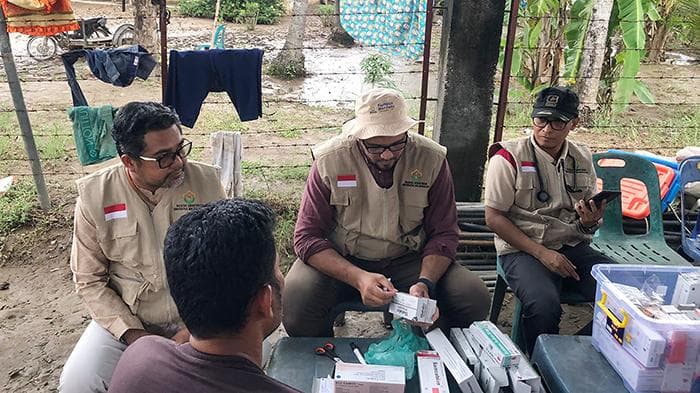 Misi Kemanusian, FK Unimal Lanjutkan Mobile Clinic dan Revitalisasi Puskesmas untuk Korban Banjir