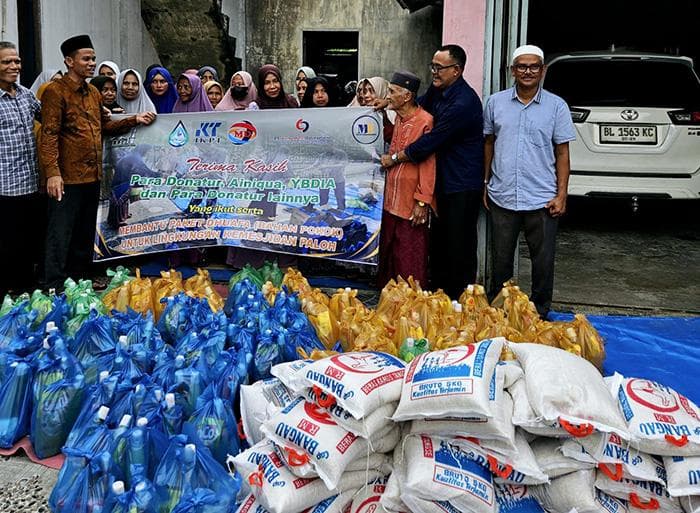 333 Duafa Meuria Paloh Terima Bantuan Sembako dari Tokoh Masyarakat