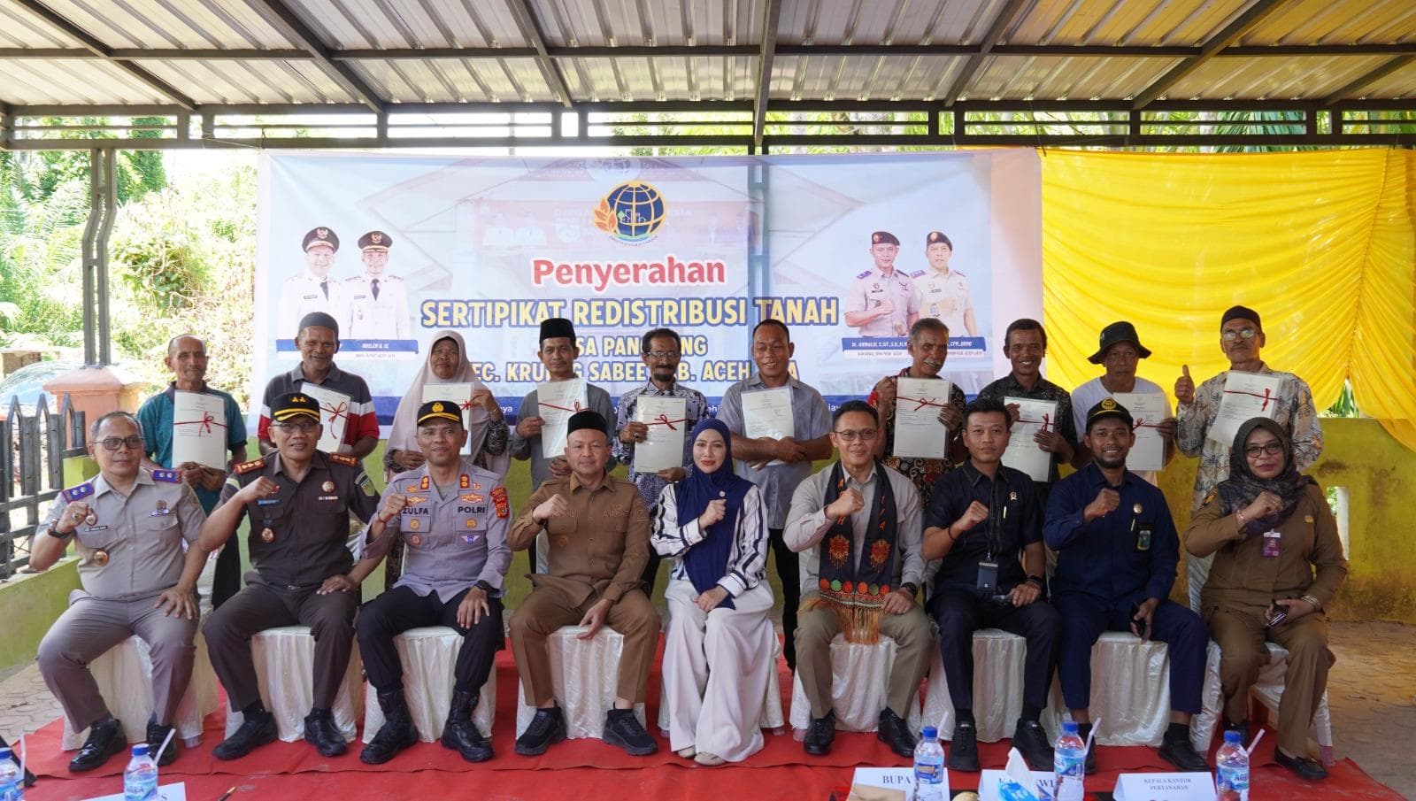 212 Warga Panggong Terima Sertifikat Tanah Gratis untuk Kesejahteraan Keluarga