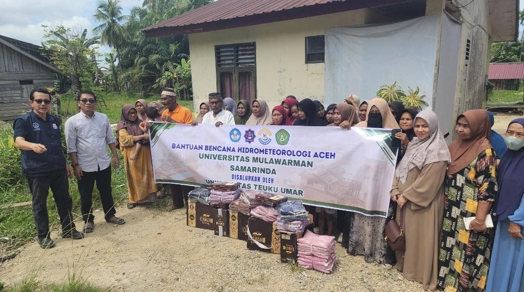 UTU Salurkan Bantuan Kain Sarung & Mukena ke Korban Banjir Aceh Utara, Timur, Tamiang