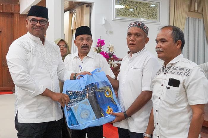 Bantuan Presiden untuk Korban Bencana di Pidie Diserahkan Satgas PRR