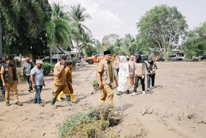 Bupati Bireuen Pastikan Sekolah Terdampak Banjir Kembali Berjalan