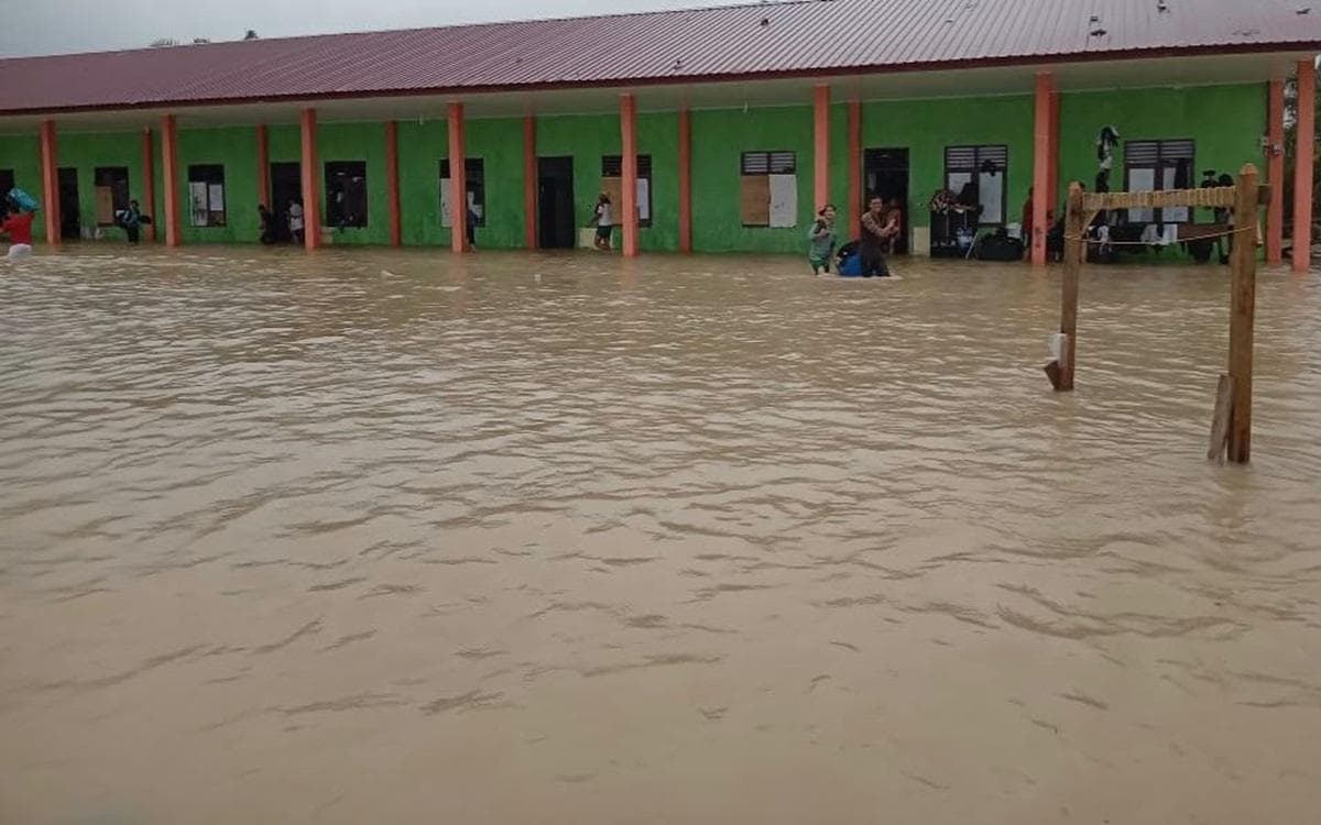 Pesantren Darur Rasyid Aceh Singkil Selamatkan 430 Santri dari Banjir dan Longsor