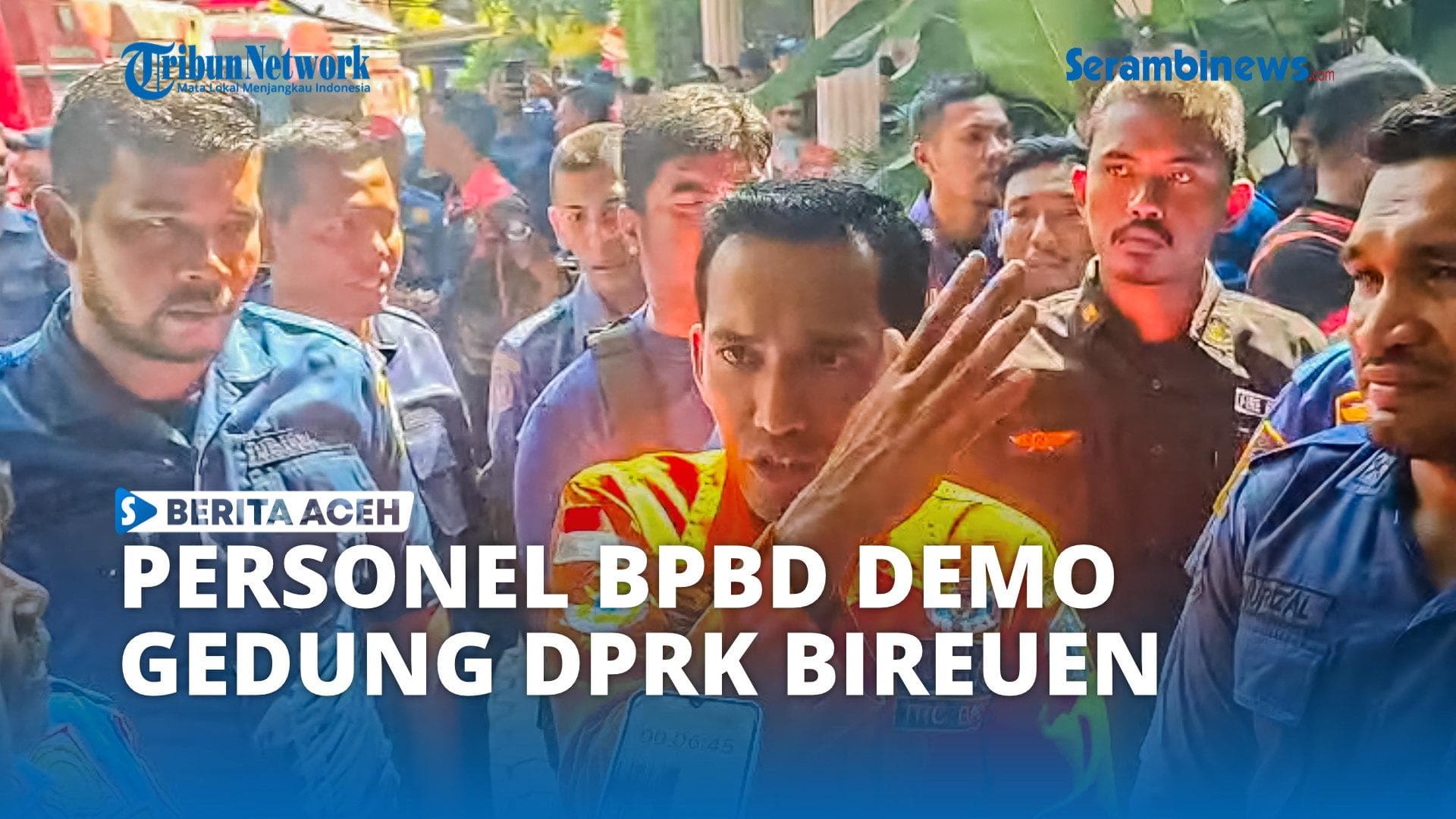 Personel BPBD Bireuen Demo ke DPRK, Bantah Tudingan Timbun Bantuan Banjir