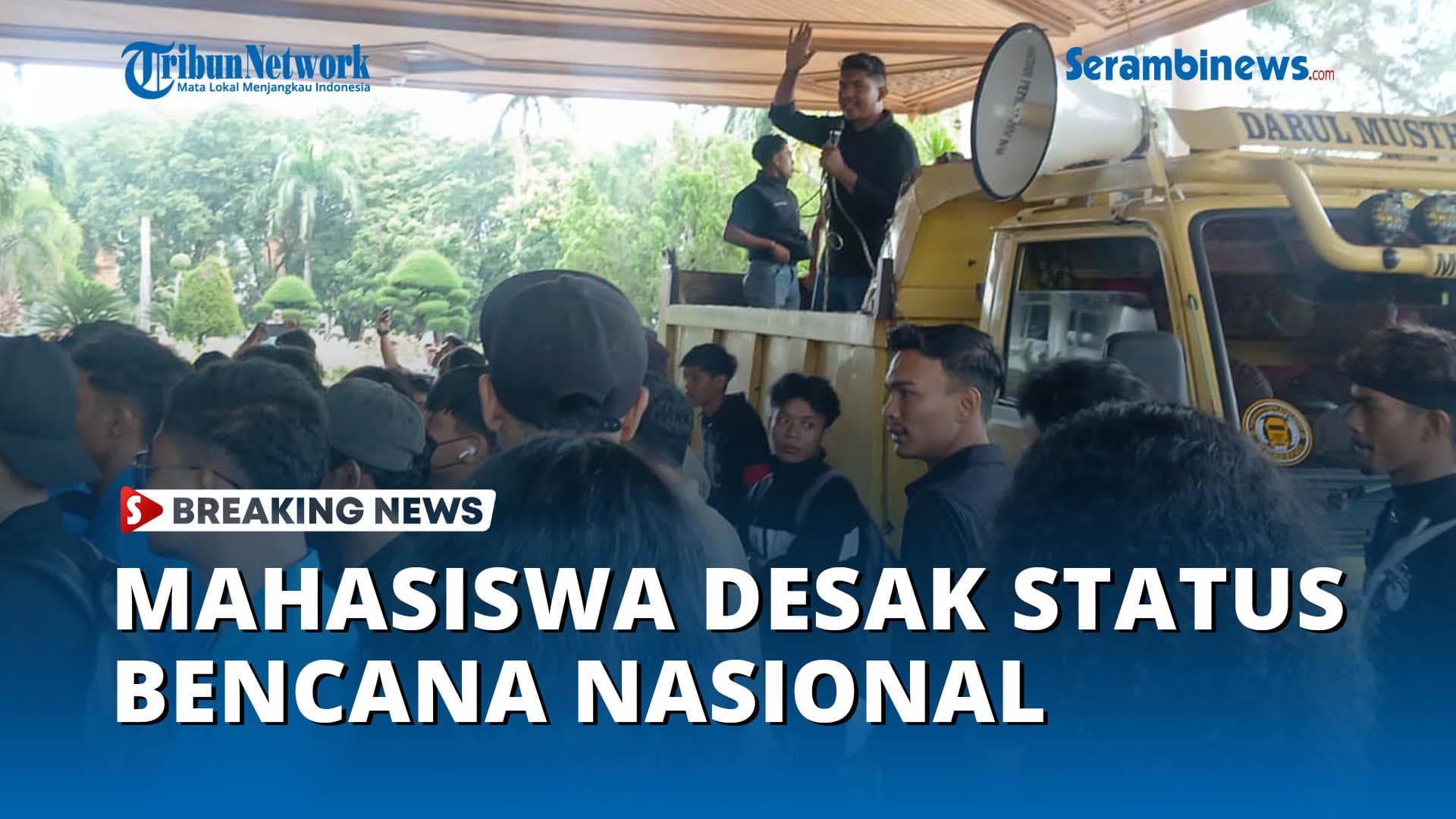 Seratusan Mahasiswa Aceh Demo di Kantor Gubernur, Desak Status Bencana Nasional