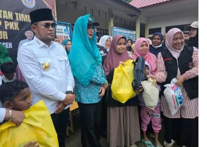 Gubernur Kaltim Salurkan Rp 1,7 Miliar untuk Korban Banjir Pidie Jaya