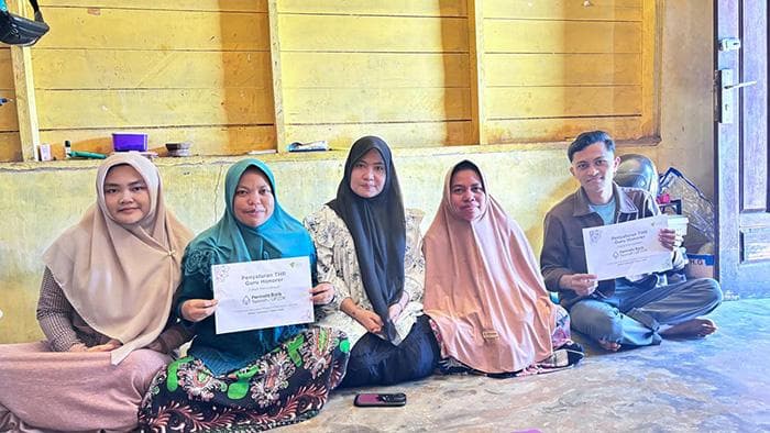 70 Guru Honor Madrasah Aceh Terima THR Rp300 Ribu dari Dompet Dhuafa