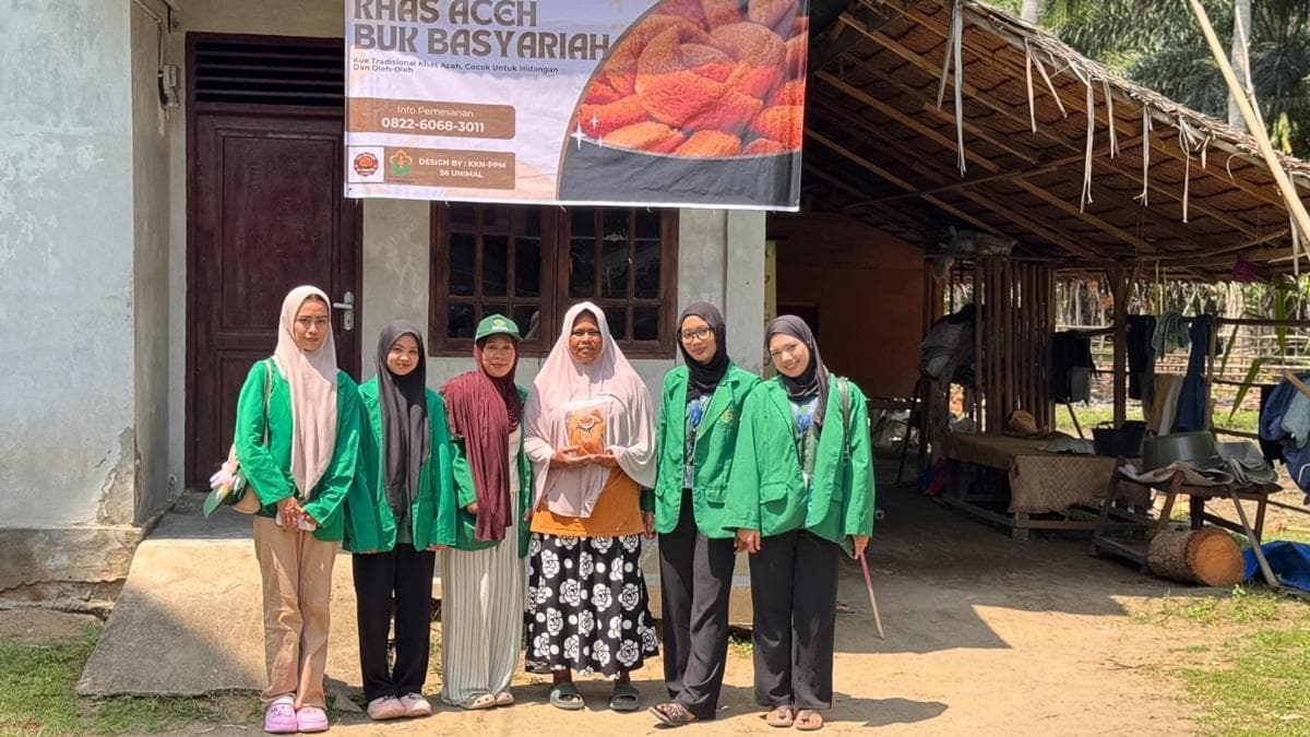 Mahasiswa Unimal Dorong UMKM Kue Keukarah di Lhokseumawe Berkelanjutan
