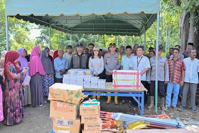 Bantuan KSP dan Polres Pidie untuk Korban Banjir di Gampong Lamkawe dan Tiba Mesjid