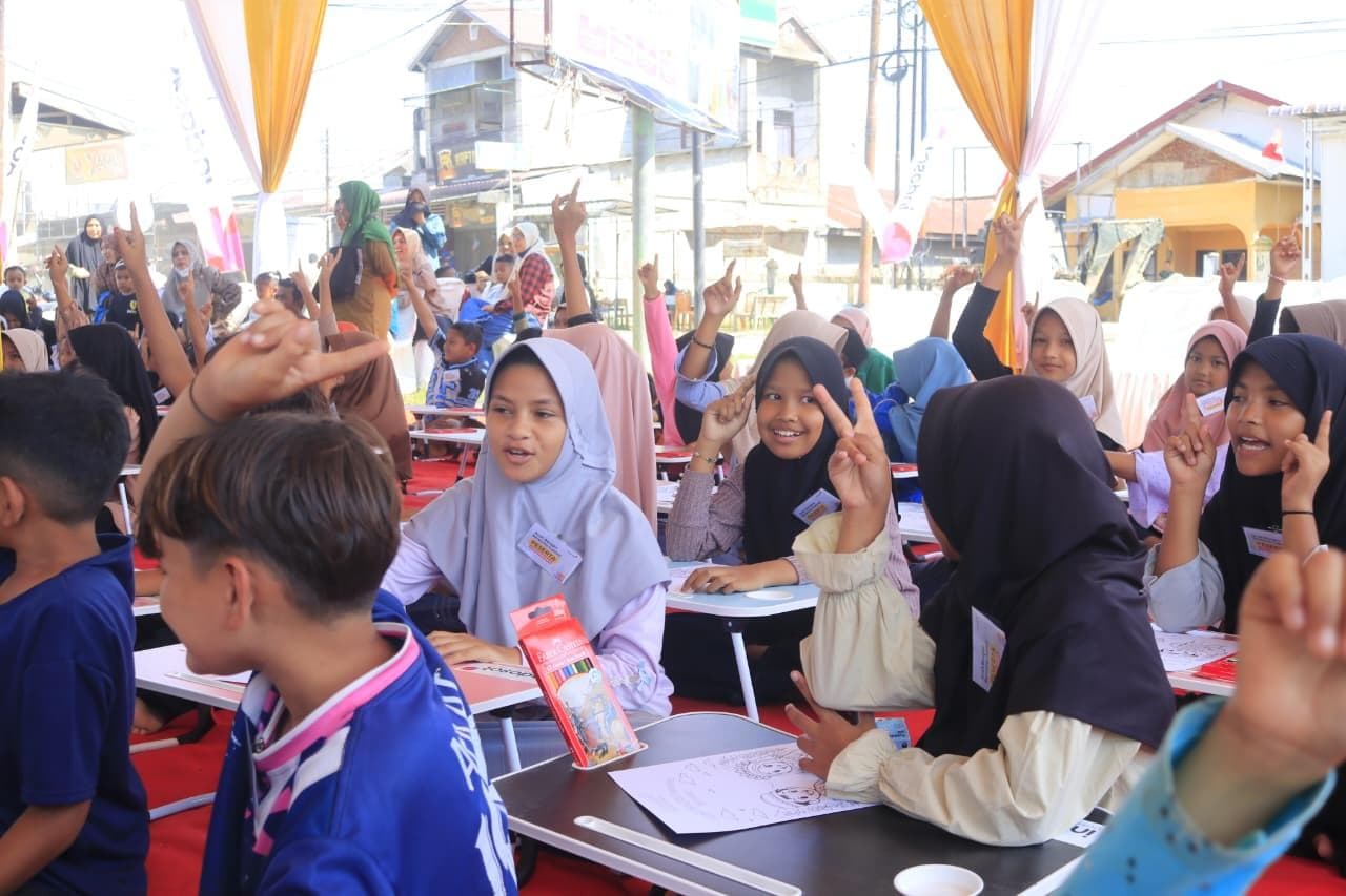 Anak-anak Aceh Utara Tersenyum Lewat Lomba Mewarnai dan Menggambar Indosat
