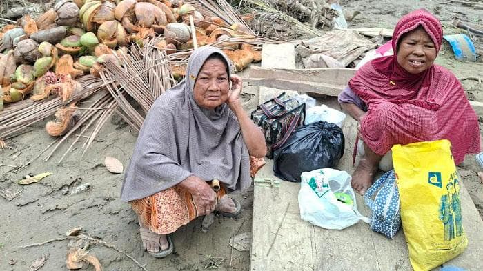 Ratusan Ribu Pengungsi Aceh Hidup Megap-megap, Sebulan Pascabanjir Bandang tak Ada Perubahan Berarti