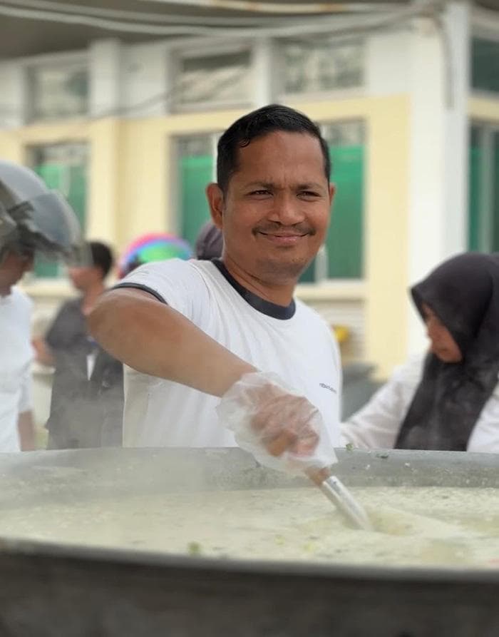 Relawan Aceh Barat Bagikan 4.000 Porsi Kanji Rumbi Selama Ramadan