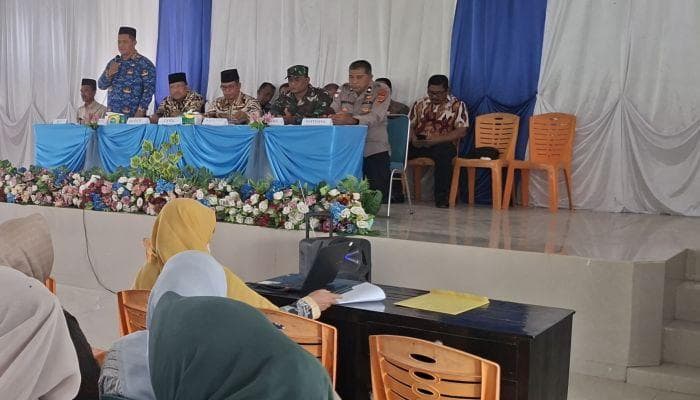 Camat Usulkan Bus Sekolah untuk Siswa Korban Banjir di Peusangan