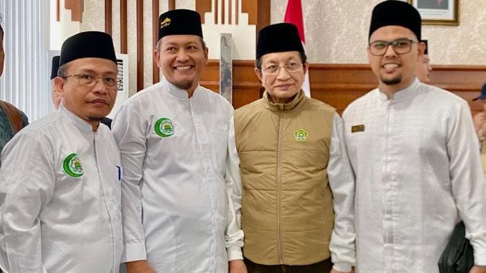 Menteri Agama Prof Nasaruddin Umar Serahkan Bantuan Rp 37,95 Miliar untuk Pemulihan Bencana Aceh