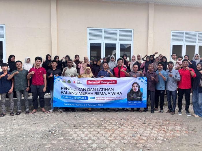 PMI Pidie Latih 28 Siswa SMA 1 Keumala dalam Pertolongan Pertama