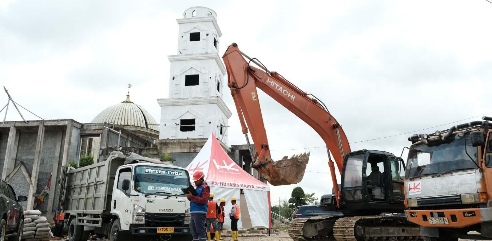 Konektivitas Pulih, Hutama Karya Kerahkan Alat Berat dan Bangun 120 Huntara di Aceh Tamiang