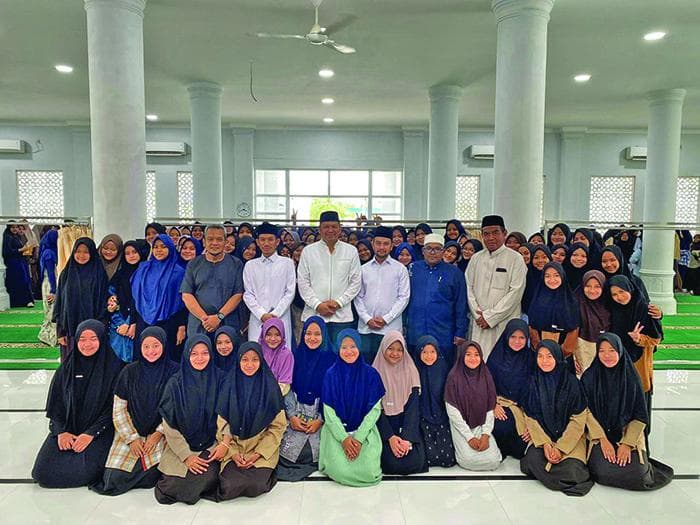 BNNP Aceh Ajak 800 Santri Ruhul Qur’an Meulaboh Bentengi Diri dari Narkoba