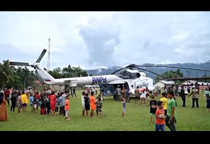 Pemerintah Aceh Suplai Logistik ke 52 Kecamatan Terisolir via Helikopter