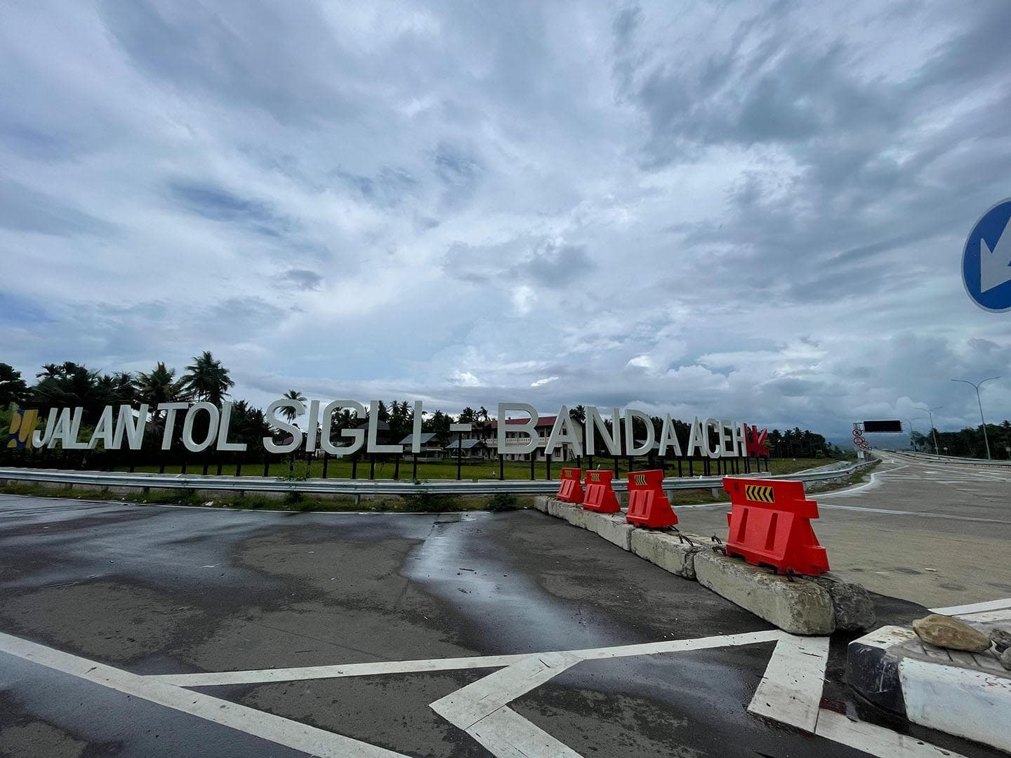 HK Pertimbangkan Perpanjang Operasional Tol Sibanceh untuk Bantuan Banjir