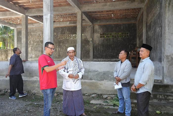 Wakil Ketua DPRK Banda Aceh dan Dinas Pendidikan Survei Pembangunan Dayah Darul Amin Al Waliyah