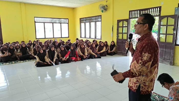 Dosen Unimal Motivasikan Siswa Langsa Melanjutkan Pendidikan Tinggi