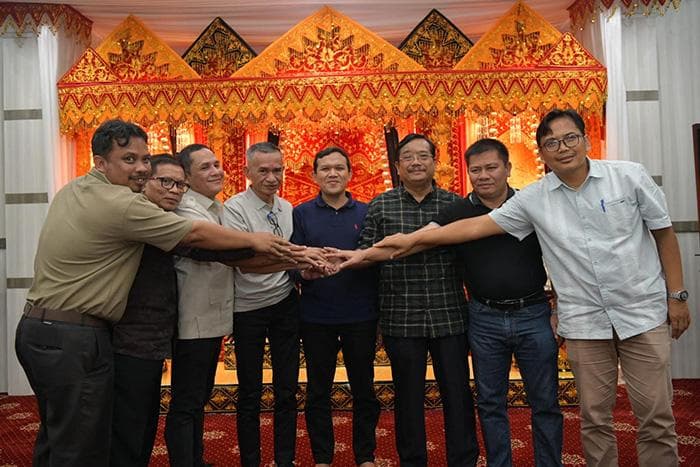 Wagub Aceh Mediasi Konflik APBK Aceh Singkil, Kesepakatan Tercapai