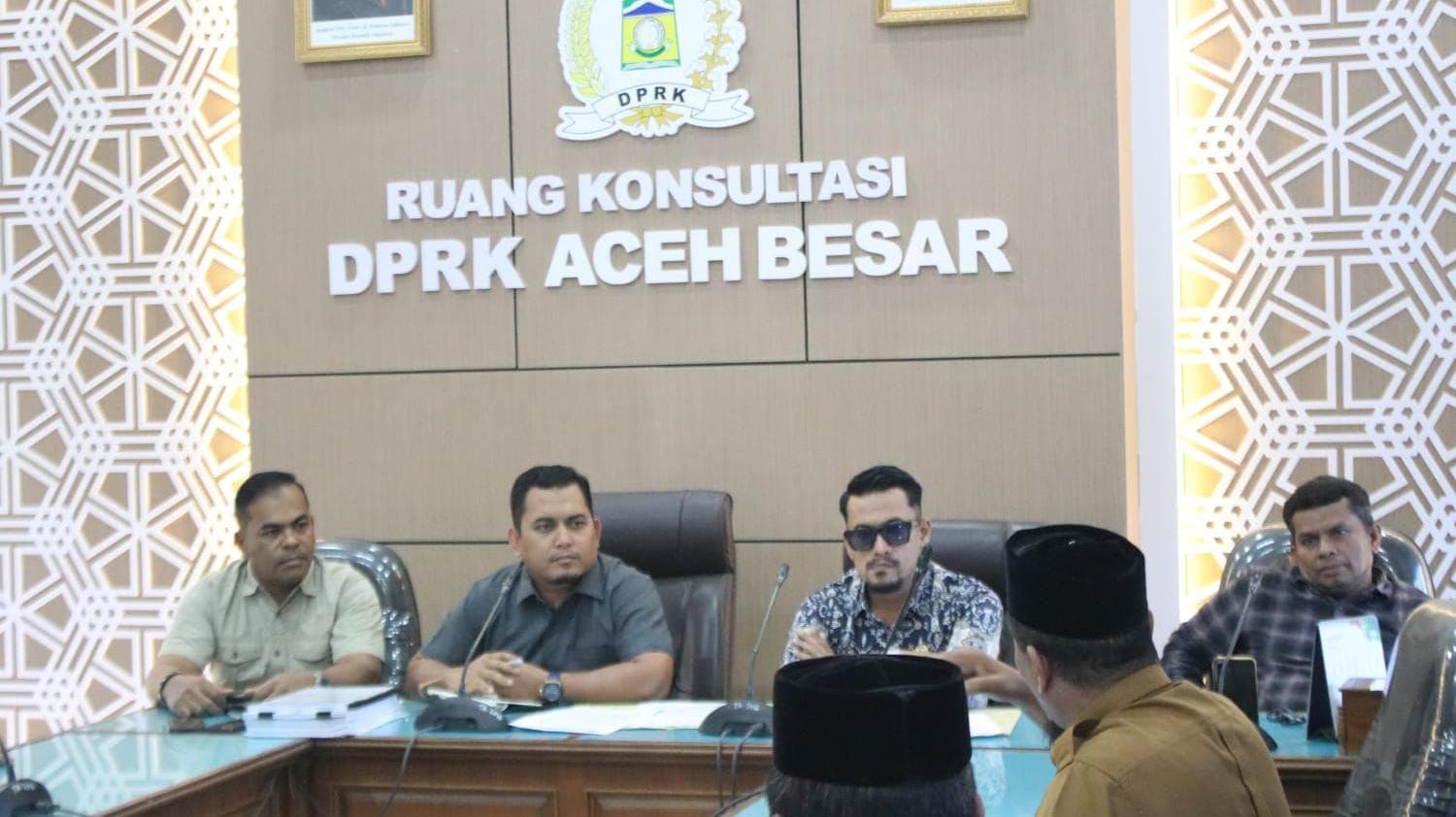 DPRK Aceh Besar Minta Bupati Tinjau Ulang SK Imeum Chiek Masjid Indrapuri