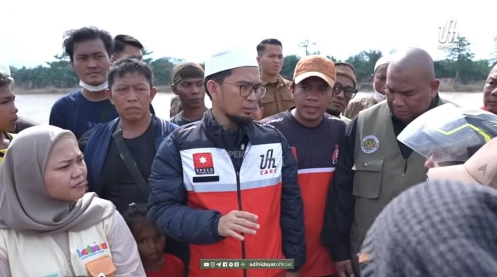Masjid Al-Ihsan Tetap Berdiri di Tengah Puing Bencana Tamiang, UAH : Ini Tanda Kekuasaan Allah
