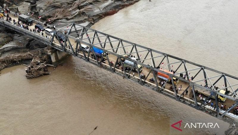 Panglima TNI Jelaskan Progres Pembangunan Jembatan di Aceh-Sumatera