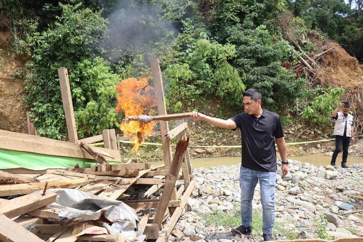 Tim Gabungan Tertibkan Tambang Emas Ilegal di Sungai Siron Aceh Besar