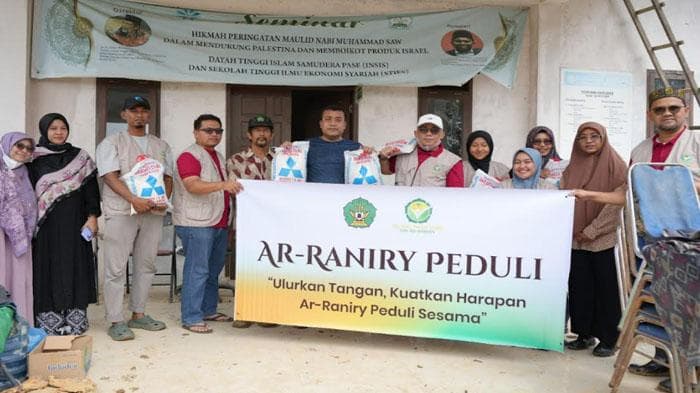 Lagi, UIN Ar-Raniry Salurkan 300 Paket Bantuan untuk Korban Banjir Aceh