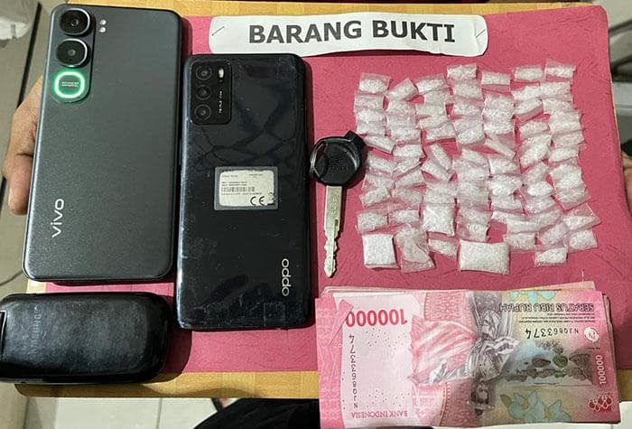 Warga Nagan Raya Tangkap Pengedar Sabu, 81 Paket Diamankan Polisi
