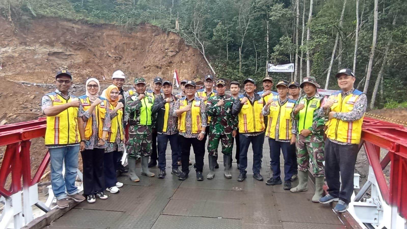 Jembatan Bailey Umah Besi Gajah Putih Dibuka, Mobilitas Warga Aceh Tengah Lancar