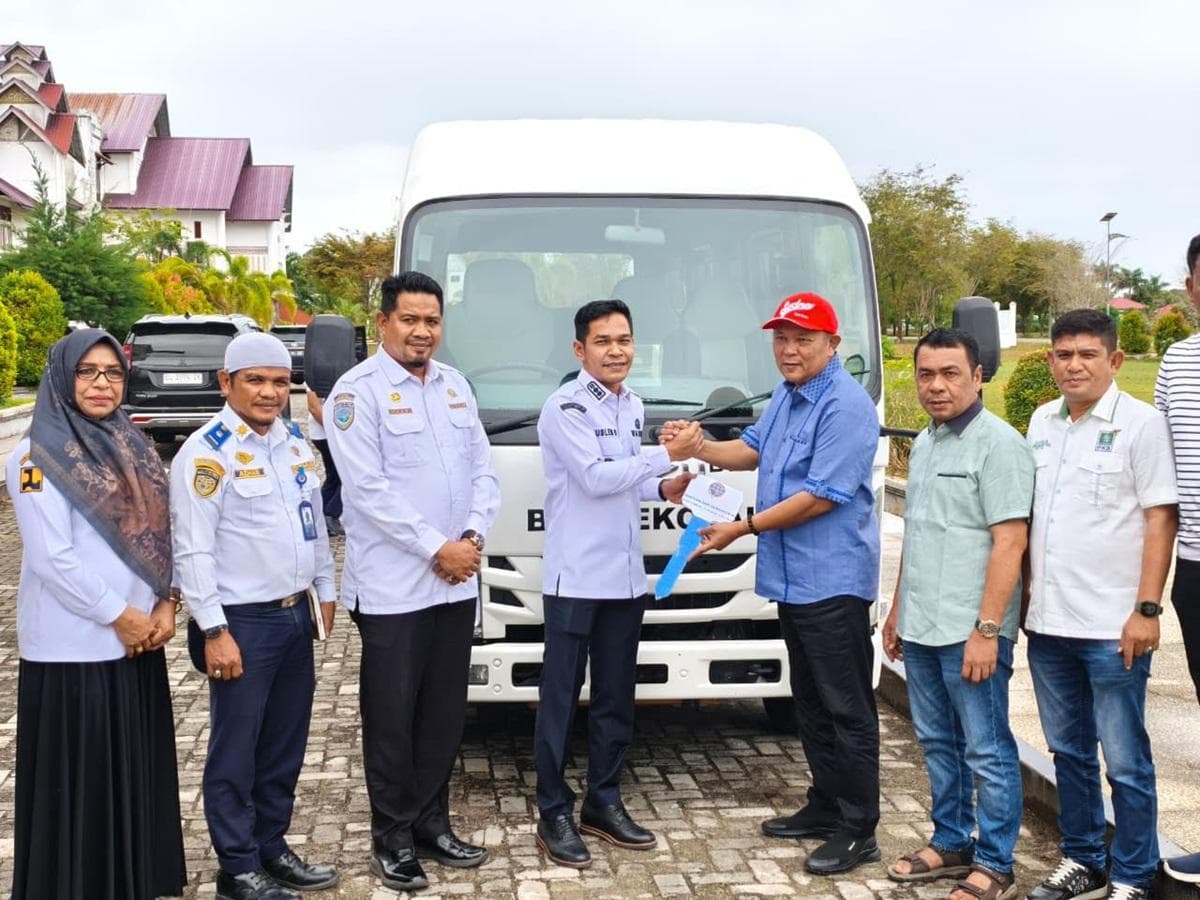 Aceh Jaya Terima Bus Sekolah dari DPR-RI, Dukung Mobilitas Siswa