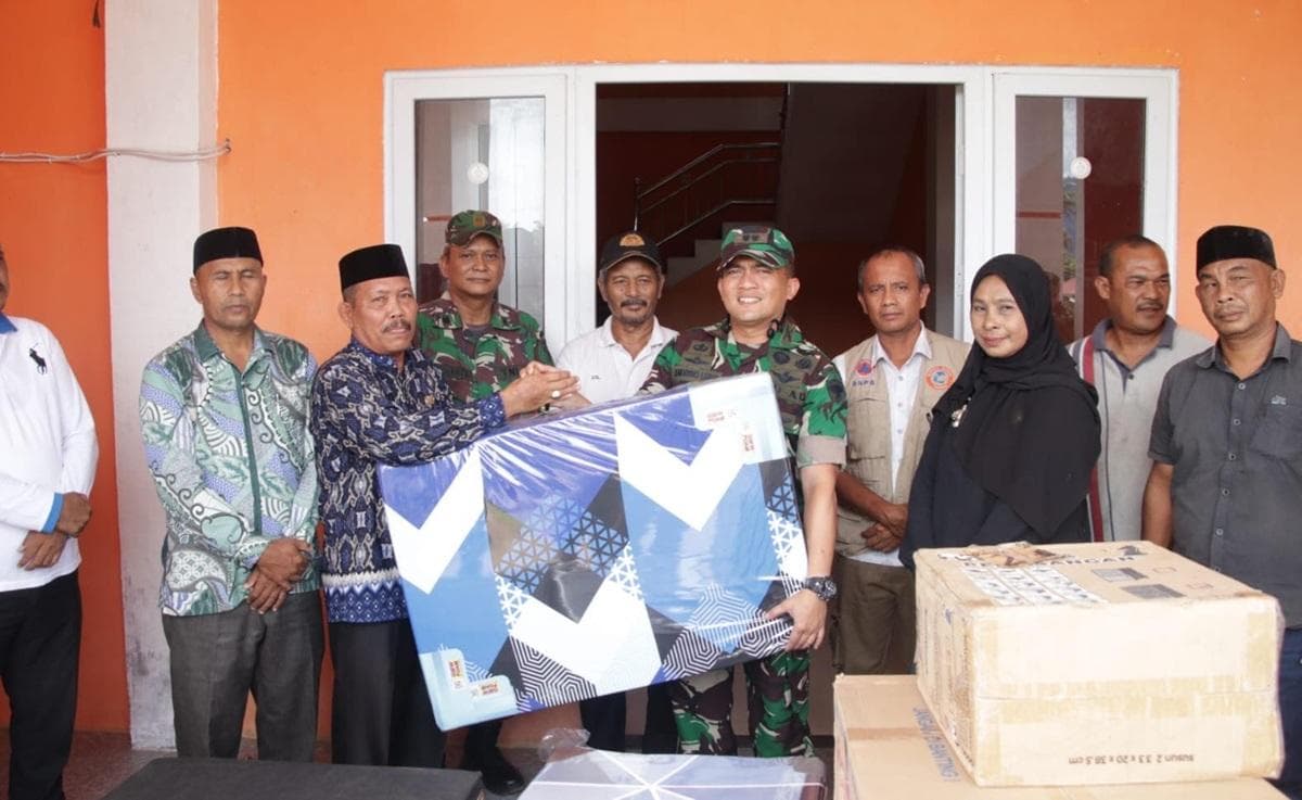 Bantuan Kemenhan untuk Warga Trumon Raya Terdampak Banjir Aceh Selatan