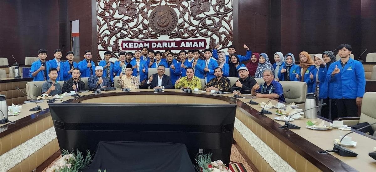Lulusan Ushuluddin UIN Ar-Raniry Kuasai Berbagai Profesi Strategis