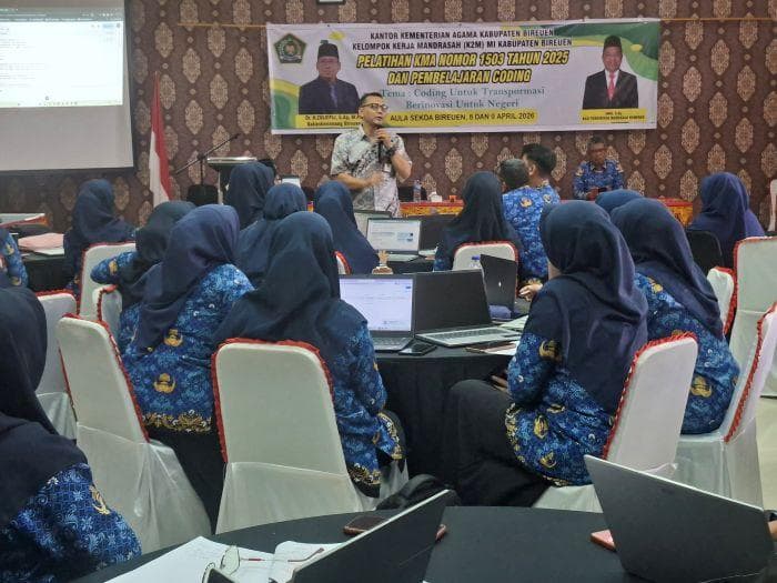 58 Guru MI Bireuen Pelajari Integrasi Coding untuk Kurikulum Baru