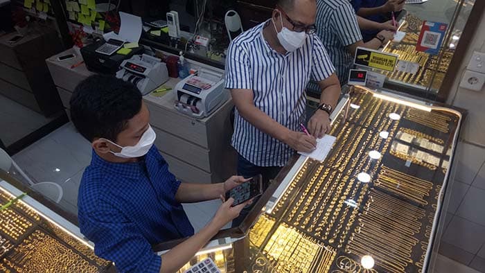 Harga Emas di Banda Aceh Naik Perdana Tahun 2026, Warga Cermati Fluktuasi