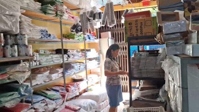 Harga Plastik di Sabang Melonjak 80%, UMKM dan Pedagang Terdampak