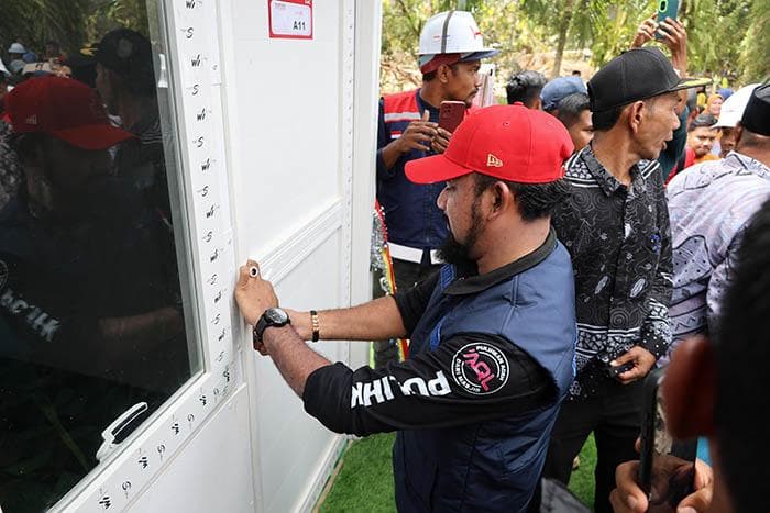 35 Huntara Siap Tempati Warga Arakundo Jelang Ramadhan, Bupati Aceh Timur Serahkan Kunci
