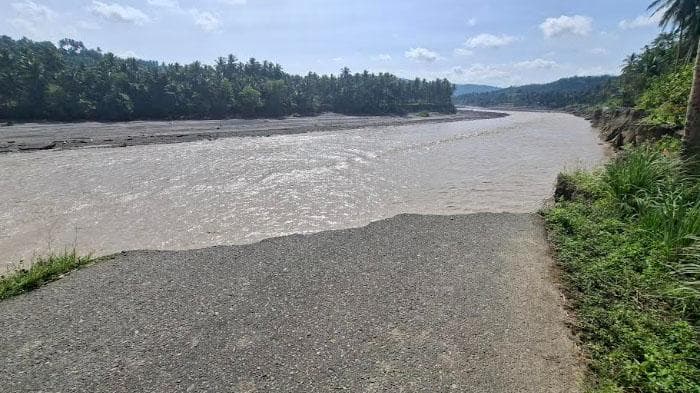 63 Rumah Hilang di Bireuen, Akses Desa Salah Sirong Masih Terputus