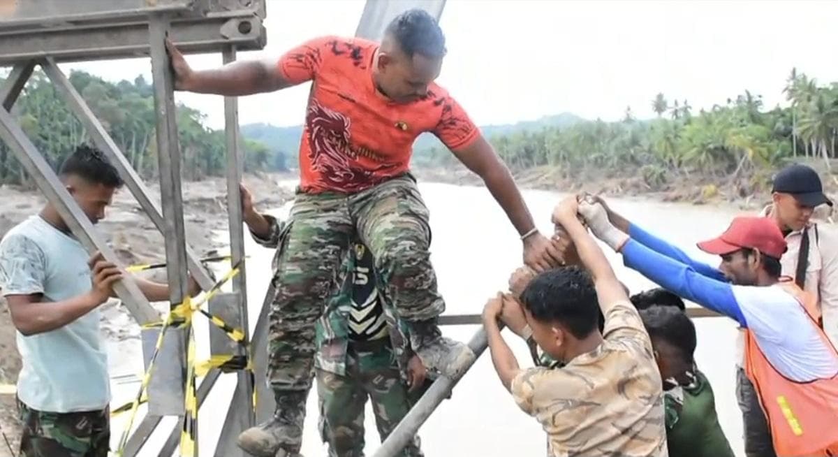 Jalur Alternatif Bireuen–Lhokseumawe Bisa Dilintasi Besok, Puluhan Kendaraan Parkir Dekat Jembatan