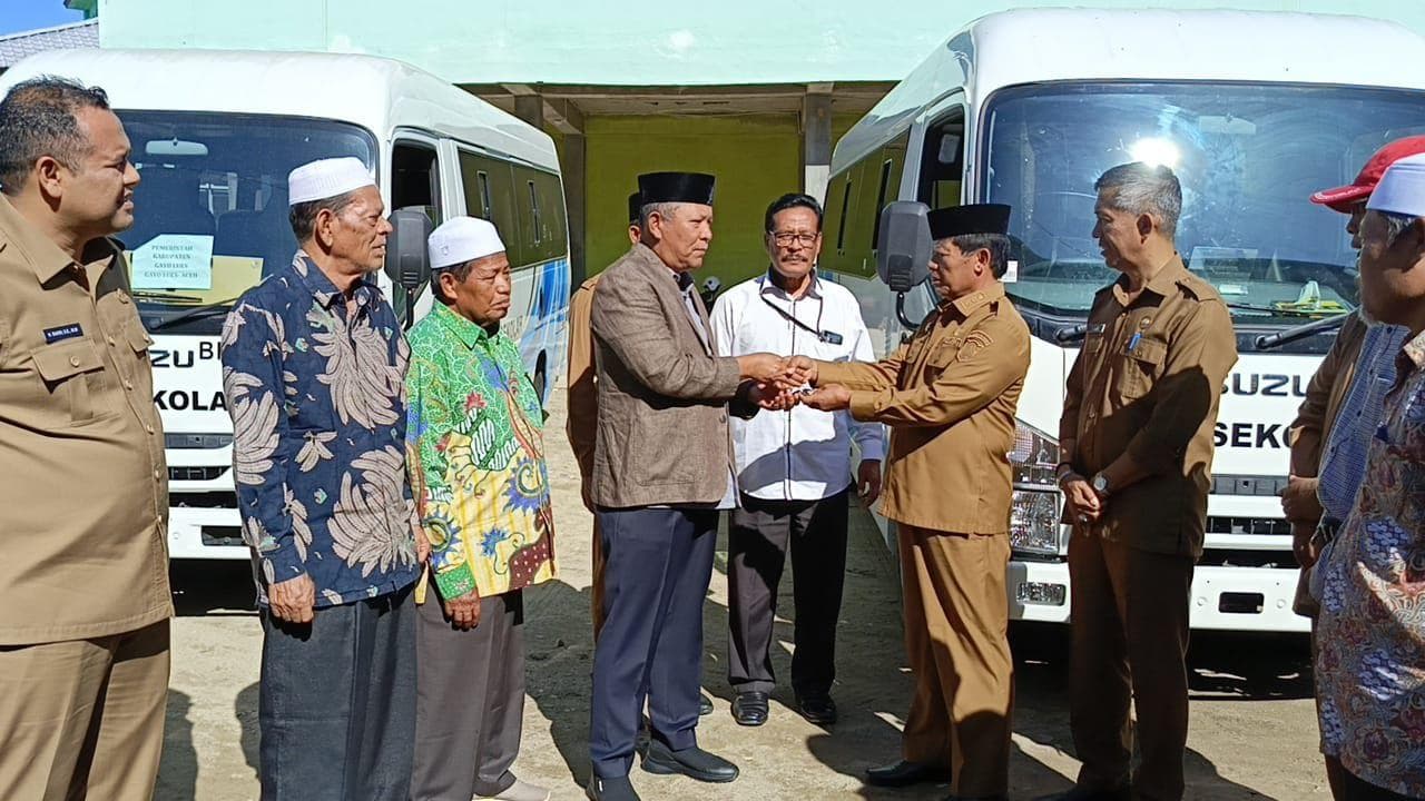 Bus Sekolah Kemenhub Tingkatkan Akses Pendidikan Pelajar Gayo Lues