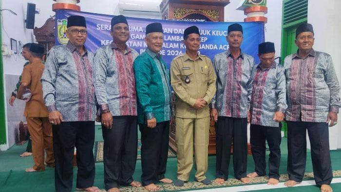Warga Lambaro Skep Bersatu Bangun Desa, Keuchik Baru Ajak Shalat Berjamaah